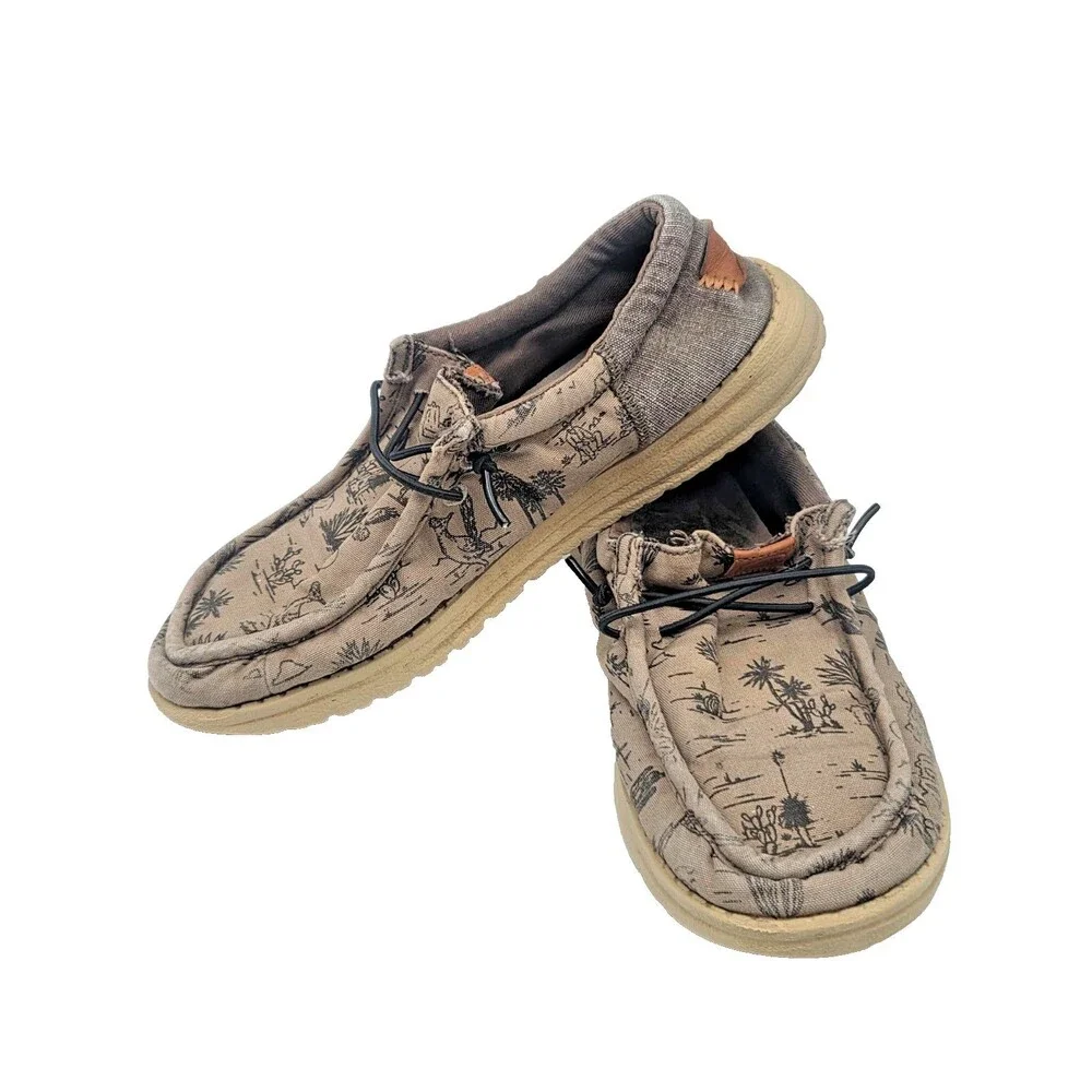 Hey Dude Wally Slip on Canvas Shoes Youth Size 5 Desert Print